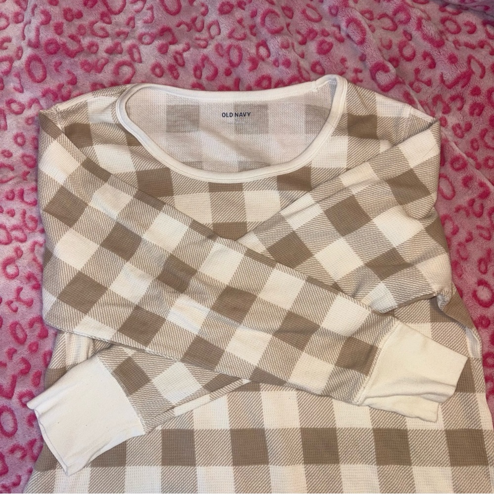 Old Navy Beige Buffalo Check PJ Thermal